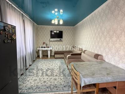 2-комнатная квартира · 43 м² · 2/2 этаж, Сатпаева 321 — Напротив супермаркета Бахар за 10.5 млн ₸ в Шу