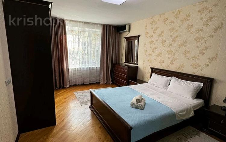 3-бөлмелі пәтер · 92 м² · 2/5 қабат, Сатпаева 4а — Сатпаева Достык, бағасы: 1.3 млн ₸ в Алматы, Медеуский р-н — фото 2