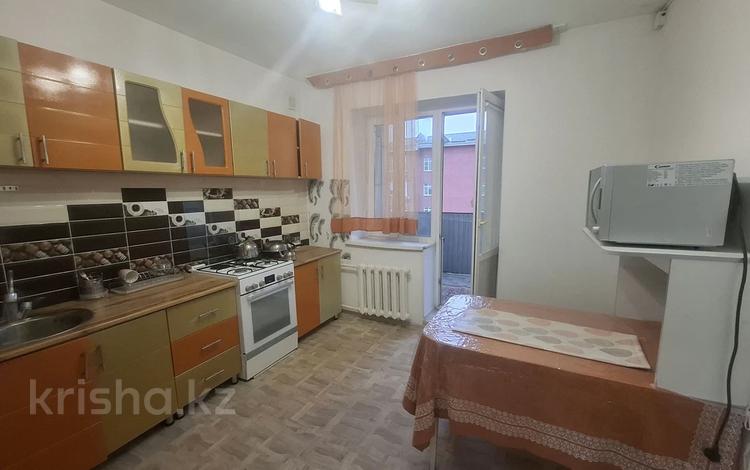 1-комнатная квартира · 52 м² · 5/5 этаж, Уаратал 43 за 140 000 ₸ в Талдыкоргане, Каратал — фото 2