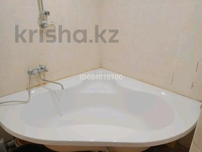 Аренда квартир в Актюбинской обл.: 2-комнатная квартира · 60 м² · 8/10 этаж · помесячно, мкр 5 за 130 000 〒 2-комнатная квартира · 60 м² · 8/10 этаж · помесячно, мкр 5 за 130 000 〒 в Актобе
