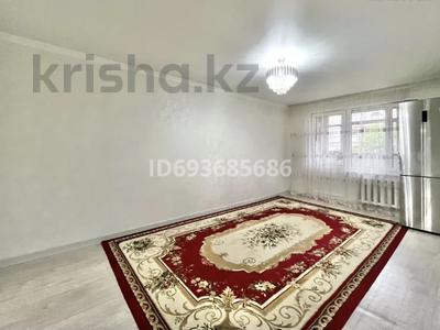 2-комнатная квартира, 46 м², 4/5 этаж, самал 27 за 13.2 млн 〒 в Талдыкоргане, мкр Самал