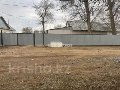 4-бөлмелі пәтер · 70 м² · 1 қабат, Гагарина 4 кв1 — Школа, садик, магазин, остановка, бағасы: 17 млн ₸ в Актобе, жилой массив Курайлы