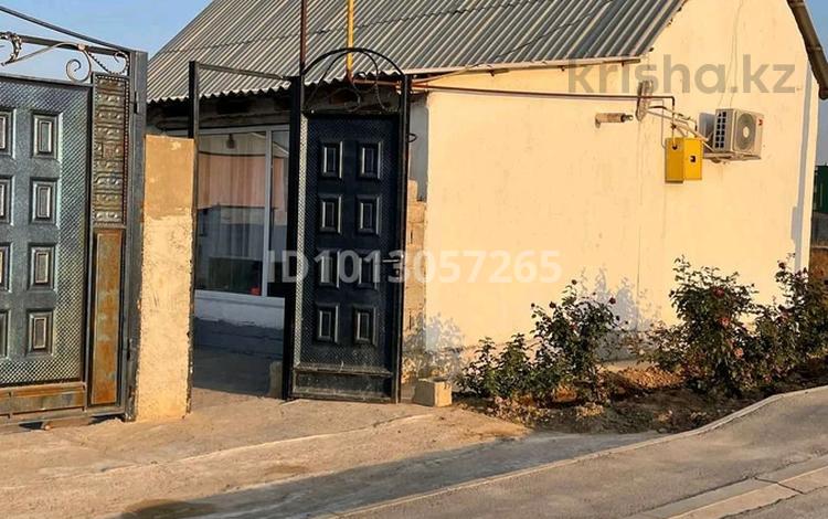 Отдельный дом · 4 комнаты · 75 м² · 8 сот., мкр Ынтымак-2 97 — Сазсырнай көшесі за 25 млн ₸ в Шымкенте, Абайский р-н — фото 2