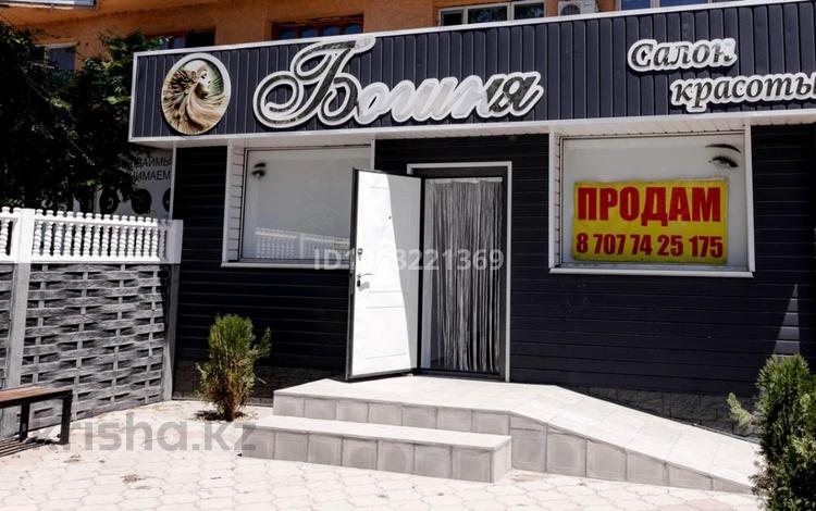 Свободное назначение, офисы, магазины и бутики, склады, общепит, салоны красоты, медцентры и аптеки · 78 м² за 28 млн 〒 в Таразе, мкр Акбулым — фото 21