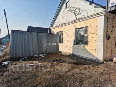 Отдельный дом · 4 комнаты · 98 м² · 7 сот., Квартал АБВ за 8 млн 〒 в Темиртау
