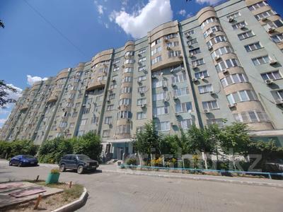 1-комнатная квартира · 60.3 м² · 9/9 этаж, Жарбосынова 62 за 22 млн 〒 в Атырау