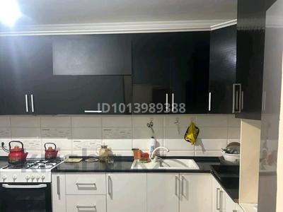 Отдельный дом · 5 комнат · 140 м² · 7.6 сот., Абіш ата 30 — Мақатаев көшесі мен шорса за 28 млн ₸ в Шамалгане