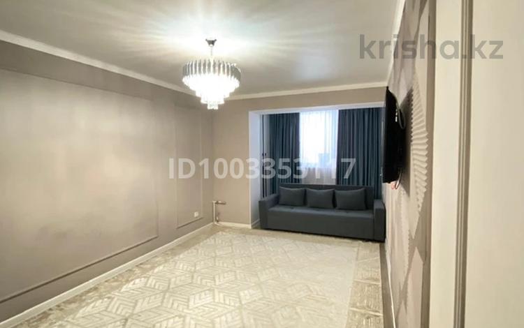2-комнатная квартира · 57 м² · 9/9 этаж, 27-й мкр 30 за 15 млн ₸ в Актау — фото 2