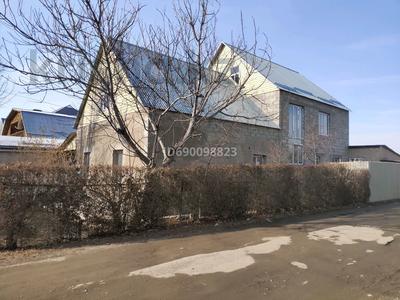 Отдельный дом · 6 комнат · 216.1 м² · 6 сот., Еспаева 92 — Набережная, комсомольское озеро, 6ой мкр, золотой квадрат за 50 млн 〒 в Таразе