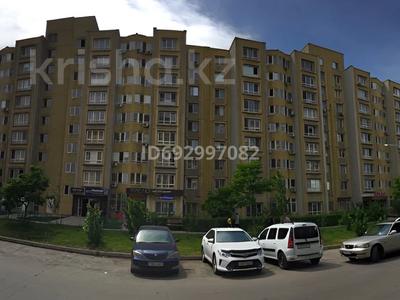 1-комнатная квартира, 46 м², 1/9 этаж, мкр Аккент, мкр. Аккент — Возле Small за 26.8 млн 〒 в Алматы, Алатауский р-н