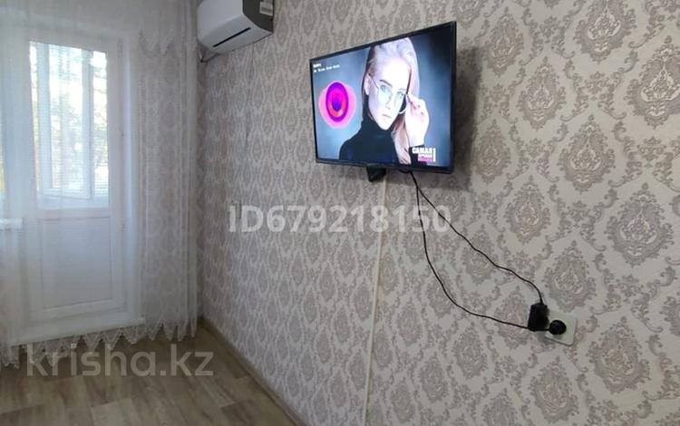 2-комнатная квартира · 48 м² · 2/5 этаж, Назарбаева 20 за 15 000 〒 в Павлодаре — фото 2