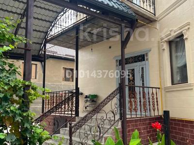 Жеке үй · 8 бөлме · 242 м² · 8 жүзд., Ынтымақ ш/а, Белсаз 55, бағасы: 120 млн ₸ в Шымкенте, Абайский р-н