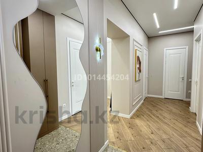 3-бөлмелі пәтер · 101 м² · 11/12 қабат, Керей-Жанибек хандар 44/2, бағасы: 87 млн ₸ в Астане, Есильский р-н