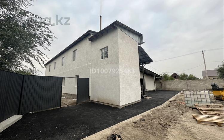 Отдельный дом · 10 комнат · 300 м² · 5 сот., Самал за 450 000 ₸ в Байсерке — фото 2
