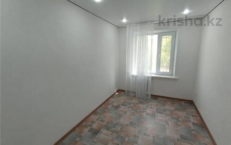 4-комнатная квартира · 63 м² · 2/5 этаж, мкр Юго-Восток, Гапеева — Рыскулова, Дарын за 25 млн ₸ в Караганде, Казыбек би р-н — фото 3