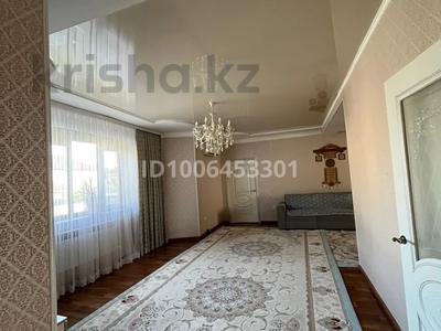 Отдельный дом · 4 комнаты · 150 м² · 7.5 сот., Тлеубаева 98 за 60 млн 〒 в Таразе