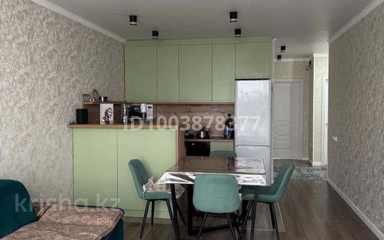 2-комнатная квартира · 80 м² · 5/6 этаж, Курмангалиева 4 за 38 млн 〒 в Уральске — фото 2