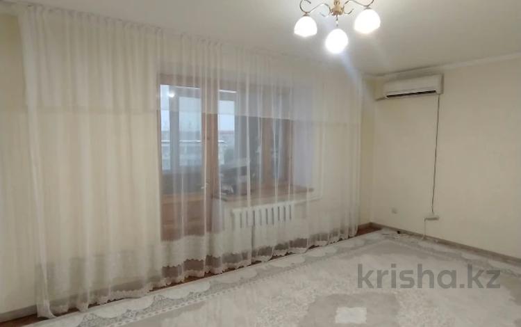 3-комнатная квартира · 55 м² · 6/10 этаж, мкр 5, абулхаир хана за 17 млн ₸ в Актобе — фото 3