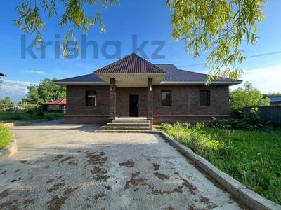 Отдельный дом · 4 комнаты · 206.7 м² · 8.11 сот., мкр Улжан-1 38 за 92 млн ₸ в Алматы, Алатауский р-н