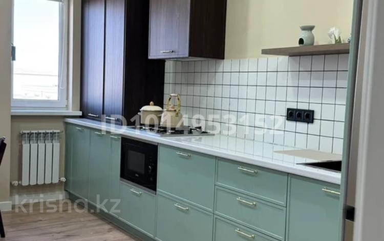 1-бөлмелі пәтер · 45 м² · 4/5 қабат, Самал ш/а., Абиша Кекилбайулы 60/3, бағасы: 23 млн ₸ в Атырау, мкр Самал — фото 2