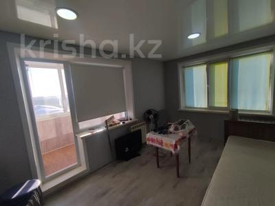 2-бөлмелі пәтер · 57 м² · 9/9 қабат, Камзина 27, бағасы: 13.5 млн ₸ в Аксу