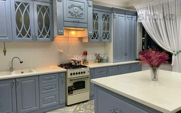 3-комнатная квартира · 140 м² · 2/5 этаж, мкр Кайтпас 1, Жамауова 1а — Байдібек би за 80 млн ₸ в Шымкенте, Каратауский р-н — фото 2