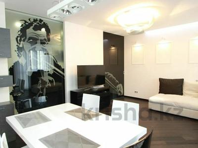 3-комнатная квартира, 100 м², 10/18 этаж посуточно, Д. Кунаева 35 за 26 000 〒 в Астане, Есильский р-н