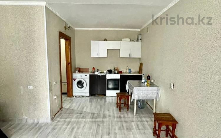 2-комнатная квартира, 35 м², 2/5 этаж, горького 102/2 за 10.3 млн 〒 в Павлодаре — фото 2