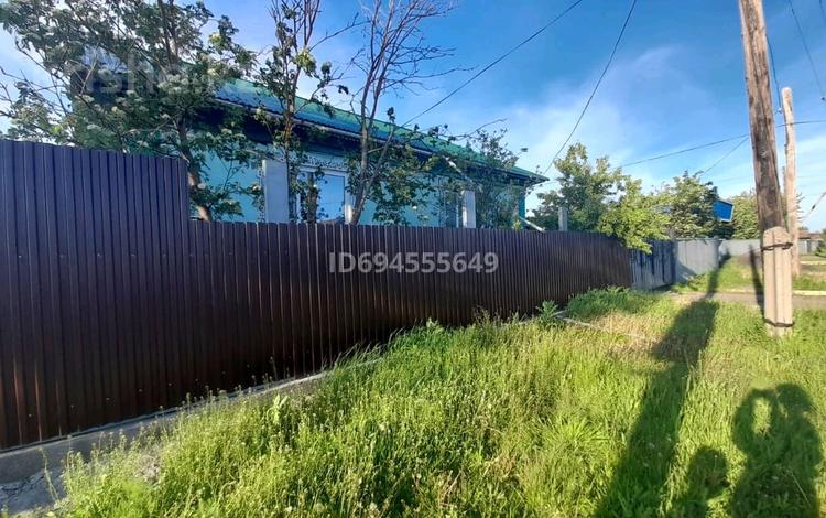 Отдельный дом · 3 комнаты · 80 м² · 10 сот., Арлан 38 за 12 млн 〒 в Щучинске — фото 2
