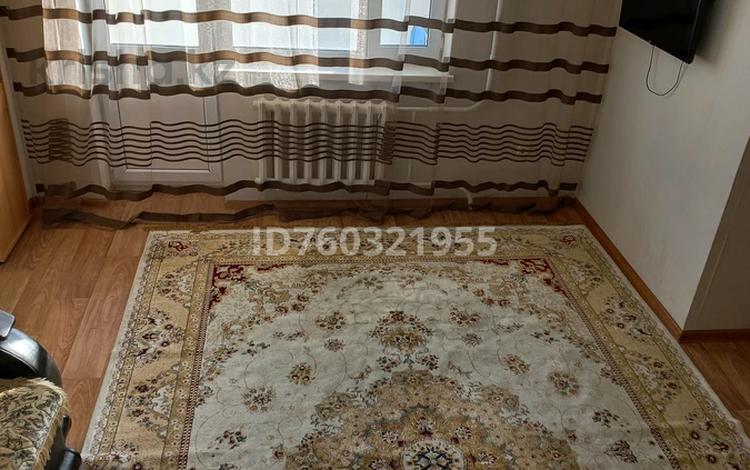 2-комнатная квартира · 57 м² · 4/10 этаж, мкр Юго-Восток, Шахтёров — Шахтёров за 12 000 ₸ в Караганде, Казыбек би р-н — фото 2