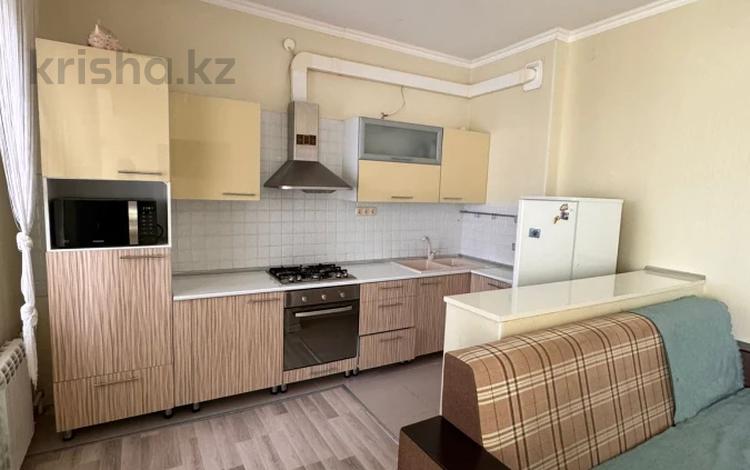 2-бөлмелі пәтер · 57 м² · 6/6 қабат, мкр 12, Бокенбай батыр 32, бағасы: 16 млн ₸ в Актобе — фото 6