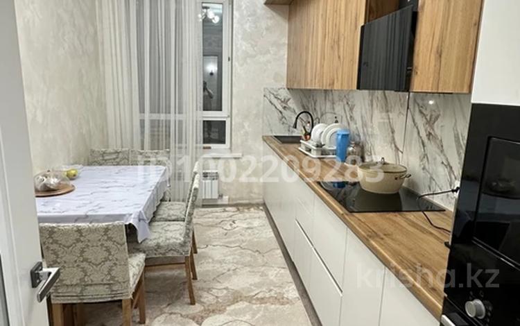 3-комнатная квартира · 88 м² · 5/12 этаж, Улы Дала 31 — Возле Сайран арена за 400 000 ₸ в Астане, Нура р-н — фото 2