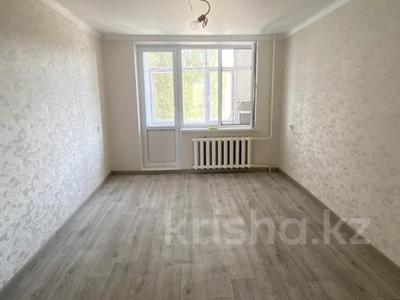 2-бөлмелі пәтер · 45.6 м² · 4/5 қабат, Самал ш/а. 46 — Сафият, бағасы: 12.8 млн ₸ в Таразе, мкр Самал