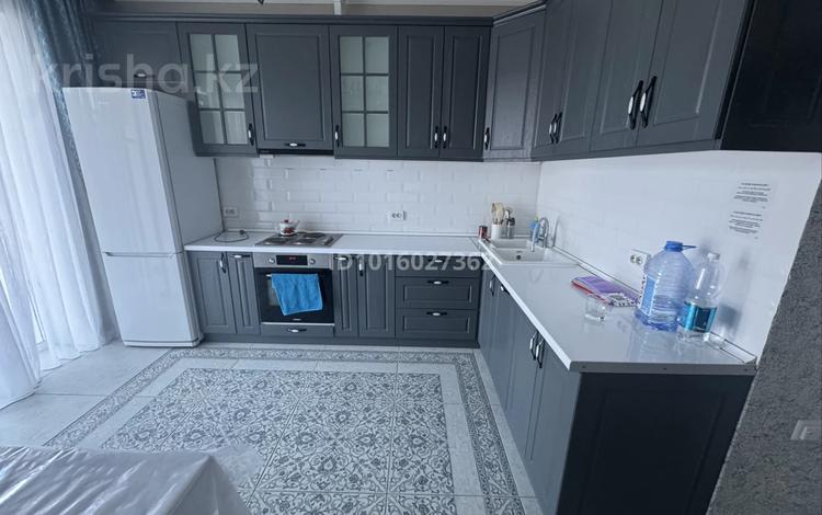 3-комнатная квартира · 90 м² · 5/5 этаж, мкр Юго-Восток, Мкр Степной 2 14/1 за 320 000 ₸ в Караганде, Казыбек би р-н — фото 2