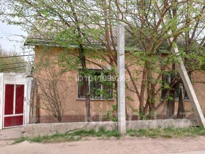 Отдельный дом · 4 комнаты · 120 м² · 8 сот., Алишева 24 — По Жангельдина возле. парка за 22.6 млн ₸ в Сарыагаш
