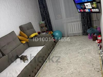 2-бөлмелі пәтер · 45 м² · 3/5 қабат, Абая - Ленина 10, бағасы: 12 млн ₸ в Балхаше