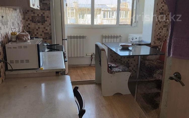 3-бөлмелі пәтер · 63.3 м² · 5/5 қабат, Естая Беркимбаева 190а, бағасы: 11 млн ₸ в Экибастузе — фото 2