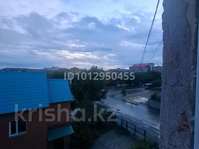 1 комната · 14 м² · 4/5 этаж, мкр 8 257 за 50 000 ₸ в Актобе