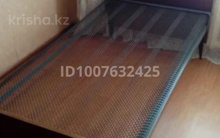 1 бөлме · 12 м², Серикбаев 1/2, бағасы: 130 000 ₸ в Усть-Каменогорске — фото 2