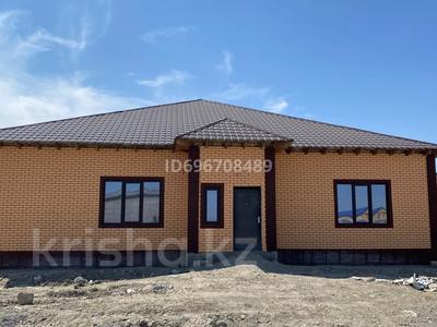 Часть дома · 6 комнат · 336.96 м² · 10 сот., мкр Томарлы, Кенже Бектемирова 1 — Рядом трасса Атырау-Индер за 37 млн 〒