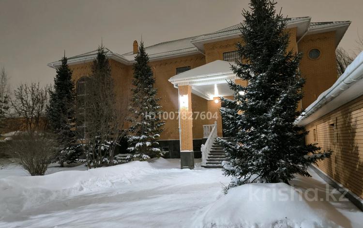 Отдельный дом · 8 комнат · 900 м² · 15 сот., Айша биби 41 за 500 млн 〒 в Астане, Нура р-н — фото 2