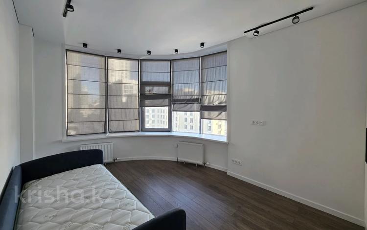 4-комнатная квартира · 120 м² · 8/9 этаж, Туран 43/1 за 101 млн ₸ в Астане, Нура р-н — фото 3