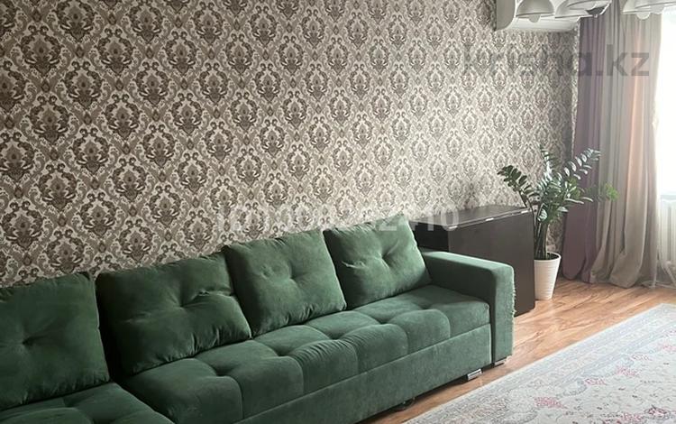 4-комнатная квартира · 86 м² · 5/5 этаж, мкр Аксай-4 46 за 50 млн 〒 в Алматы, Ауэзовский р-н — фото 2
