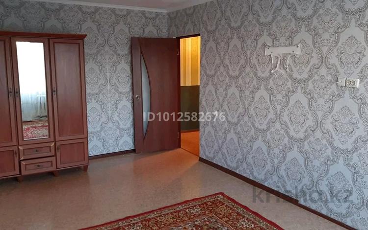3-бөлмелі пәтер · 70 м² · 4 қабат, мкр 8 64, бағасы: 20 млн ₸ в Актобе — фото 2