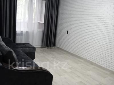 Продажа квартир в Алматы: 1-комнатная квартира · 34 м² · 4/5 этаж, мкр Аксай-2 — Толе би-Саина за 25.5 млн 〒 1-комнатная квартира · 34 м² · 4/5 этаж, мкр Аксай-2 — Толе би-Саина за 25.5 млн 〒 в Алматы, Ауэзовский р-н