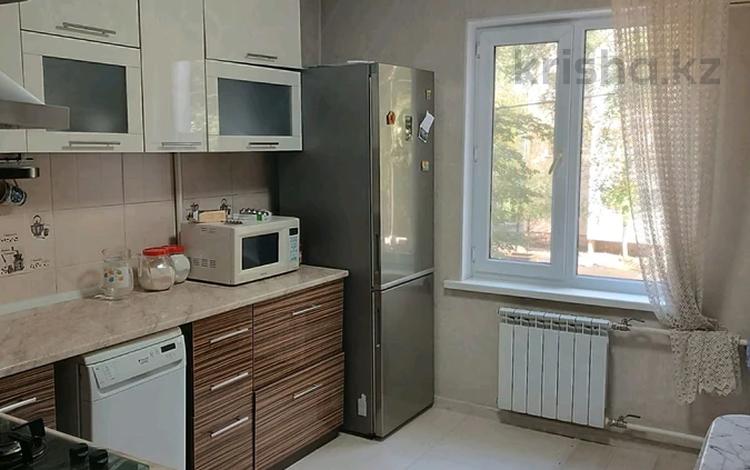 4-бөлмелі пәтер · 85 м² · 2/5 қабат, мкр Кокжиек 8, бағасы: 49.5 млн ₸ в Алматы, Жетысуский р-н — фото 2