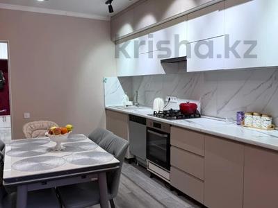 3-бөлмелі пәтер · 110 м² · 5/9 қабат, Алтын орда ш/а., бағасы: 41 млн ₸ в Актобе, мкр. Алтын орда