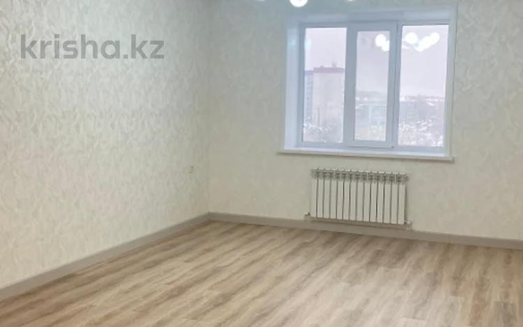 3-бөлмелі пәтер · 74 м², Назарбаева 133, бағасы: 38.5 млн ₸ в Петропавловске — фото 2
