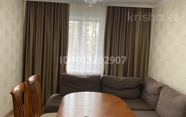 3-комнатная квартира · 62 м² · 5/5 этаж, мкр Юго-Восток, Муканова 34 за 20.5 млн ₸ в Караганде, Казыбек би р-н — фото 2