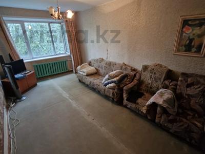 2-комнатная квартира · 55.1 м² · 4/5 этаж, 4 микрорайон 6 — 41 школа за 15.5 млн 〒 в Уральске